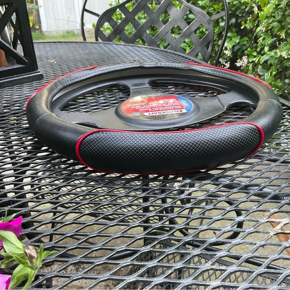 🏎️AutoCraft Red Racing Style Steering Wheel Cover! - Picture 14 of 16